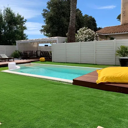 La Porta Sulla Spiaggia Bed and Breakfast Quartu SantʼElena